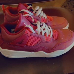Kids Jordan size 3y